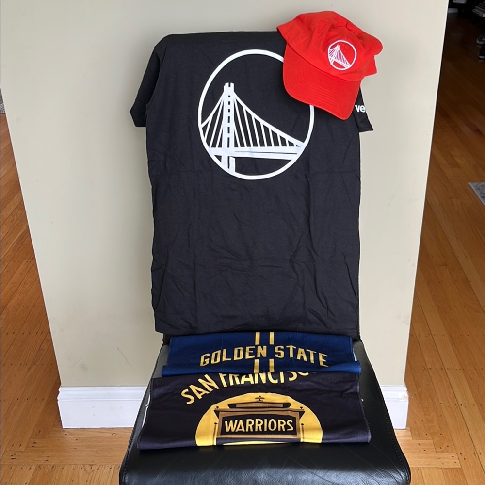 GS Warriors T-Shirt in Black size Small, Orange cap, 2 towel bundle - ALL NEW